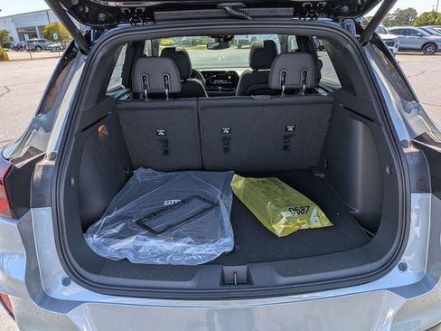 New 2026 Chevrolet TrailBlazer RS w/ Convenience Package FWD image 30