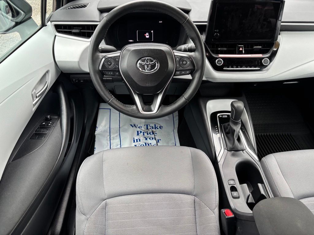 Used 2026 Toyota Corolla SE FWD image 10