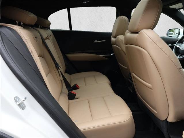 Used 2024 Cadillac XT4 Premium Luxury AWD/4WD image 24