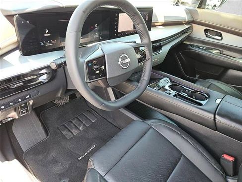 Certified 2025 Nissan Murano Platinum AWD/4WD image 10