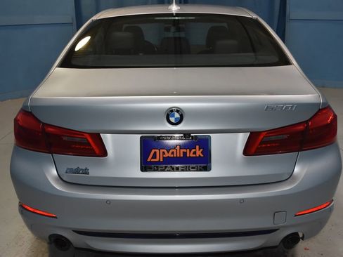 Used 2019 BMW 530i w/ Convenience Package image 31