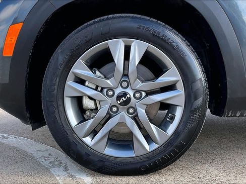 Certified 2023 Kia Seltos S w/ Navigation Package image 8