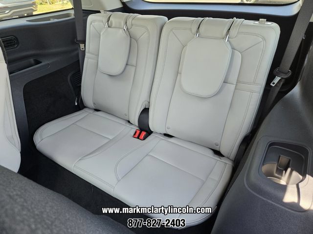 New 2026 Lincoln Aviator Reserve w/ Luxury Package AWD/4WD image 10