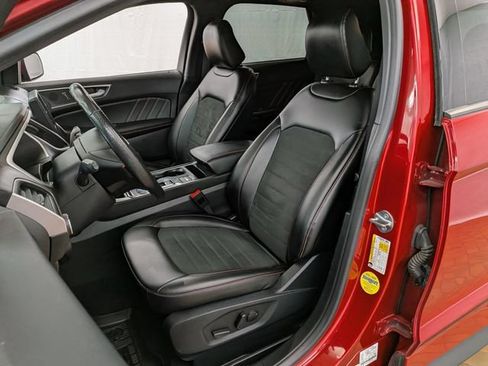 Used 2021 Ford Edge ST-Line w/ Cold Weather Package AWD/4WD image 12