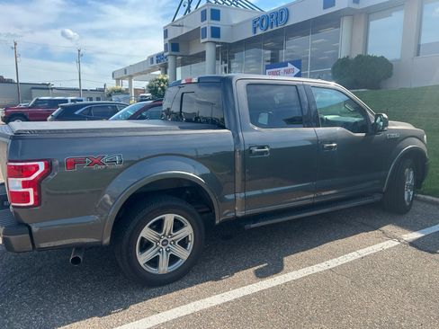 Used 2018 Ford F150 XLT w/ Equipment Group 302A Luxury AWD/4WD image 4