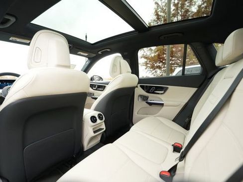 Certified 2026 Mercedes-Benz GLC 300 4MATIC image 41