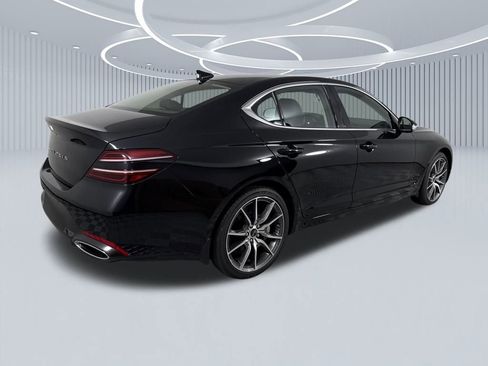 New 2025 Genesis G70 2.5T image 4