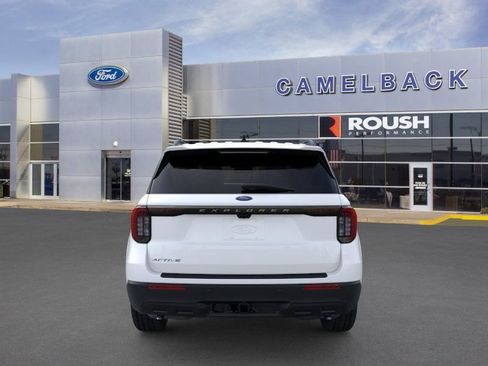 New 2026 Ford Explorer Active image 5