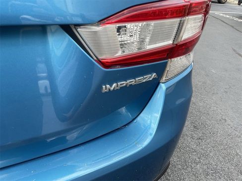 Used 2019 Subaru Impreza 2.0i image 6