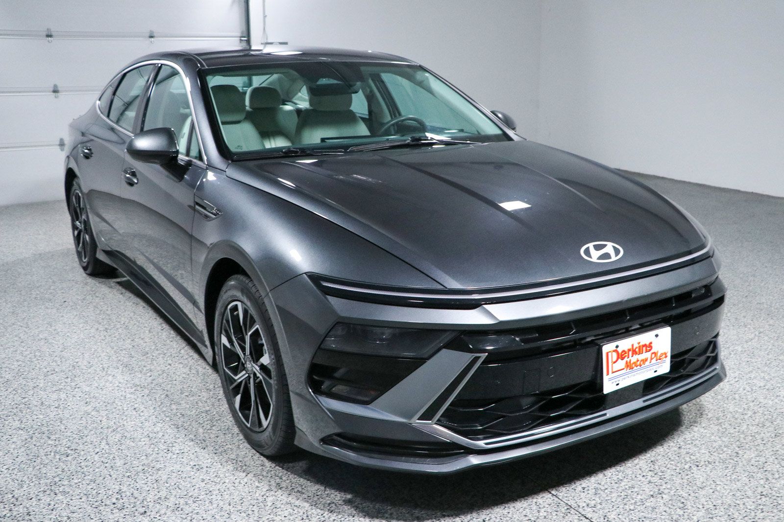 Used 2024 Hyundai Sonata SEL FWD image 5