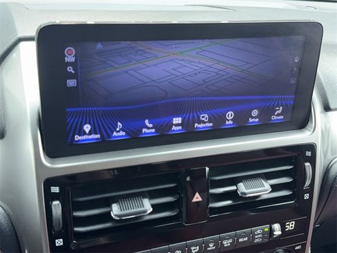 Used 2023 Lexus GX 460 Premium w/ Premium Package image 30