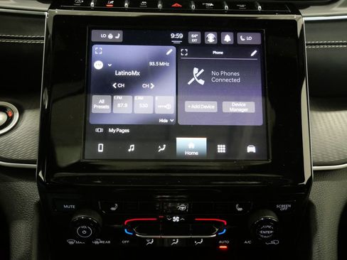 Used 2023 Jeep Grand Cherokee Altitude AWD/4WD image 21