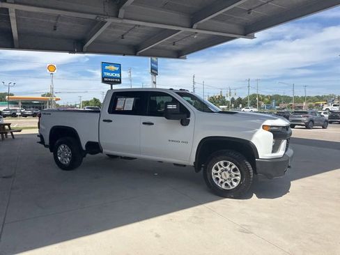 Used 2021 Chevrolet Silverado 3500 W/T w/ WT Convenience Package AWD/4WD image 3