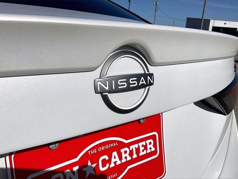 Used 2024 Nissan Sentra SR w/ SR Premium Package image 27