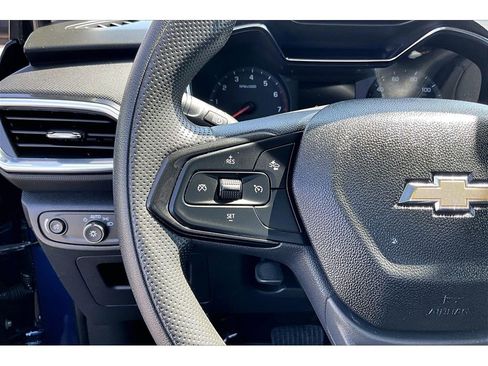 Used 2022 Chevrolet TrailBlazer LT w/ Convenience Package AWD/4WD image 11