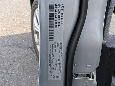 New 2026 Jeep Compass Latitude image 31