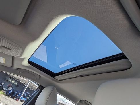 New 2026 Nissan Sentra SL w/ Floor Mat Package FWD image 21
