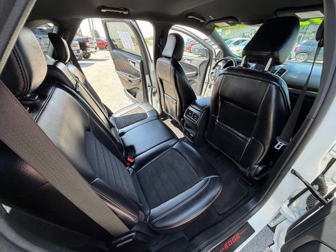 Used 2022 Ford Edge ST-Line AWD/4WD image 17