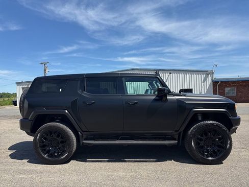 Used 2024 GMC Hummer EV 3X AWD/4WD image 6