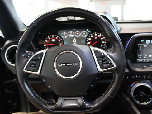 Used 2016 Chevrolet Camaro LT image 13