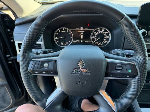 Used 2023 Mitsubishi Outlander SE Black Edition AWD/4WD image 19
