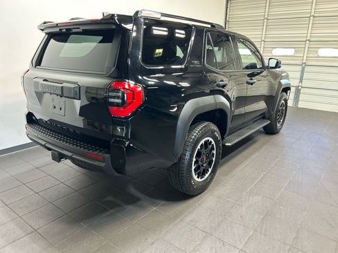 Used 2025 Toyota 4Runner TRD Off-Road AWD/4WD image 3