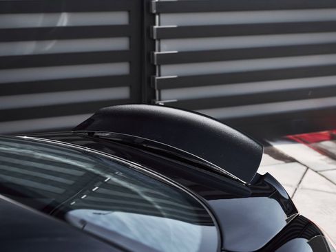 Used 2006 Mercedes-Benz SLR image 12