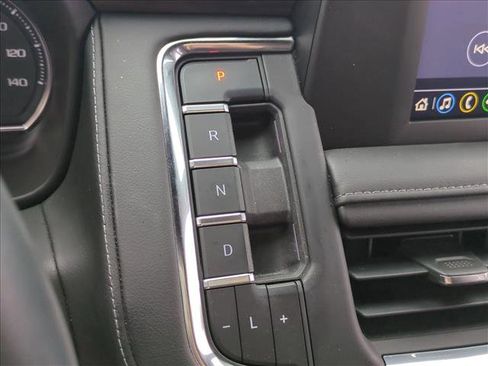 Used 2023 Chevrolet Tahoe LS image 9