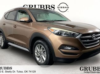Used 2017 Hyundai Tucson SE Plus FWD video 1