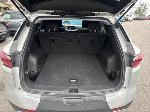 Used 2021 Chevrolet Blazer LT w/ LPO, Black Accent Package image 5