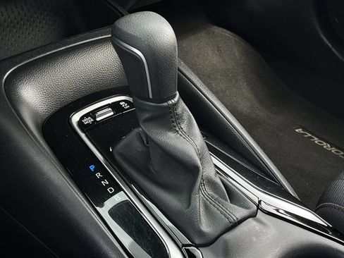 Used 2024 Toyota Corolla SE FWD image 17