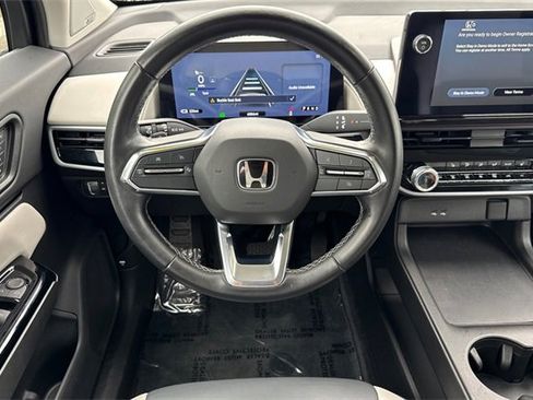 Certified 2024 Honda Prologue Touring image 18