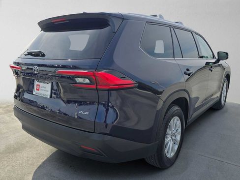 Certified 2024 Toyota Grand Highlander AWD image 7