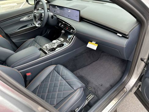 New 2026 Genesis GV70 3.5T Sport Prestige image 25