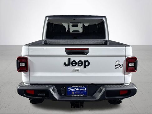 New 2025 Jeep Gladiator Willys image 7