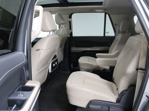Used 2024 Ford Expedition Max Limited image 26