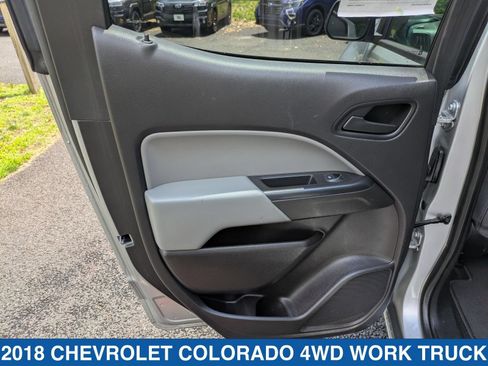 Used 2018 Chevrolet Colorado W/T AWD/4WD image 26