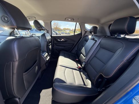 Used 2024 GMC Terrain AT4 image 8