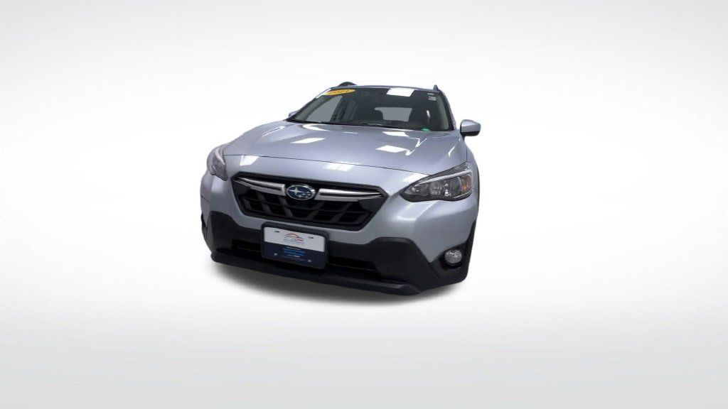 Used 2021 Subaru Crosstrek 2.0i Premium AWD/4WD image 3