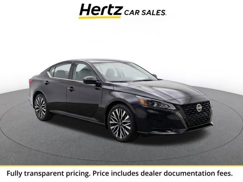 Used 2026 Nissan Altima 2.5 SV FWD image 1