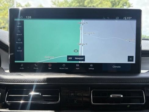 Used 2021 Lincoln Nautilus FWD w/ Equipment Group 101A image 20