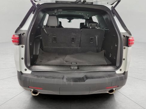 Used 2023 Chevrolet Traverse LT w/ LT Premium Package image 15