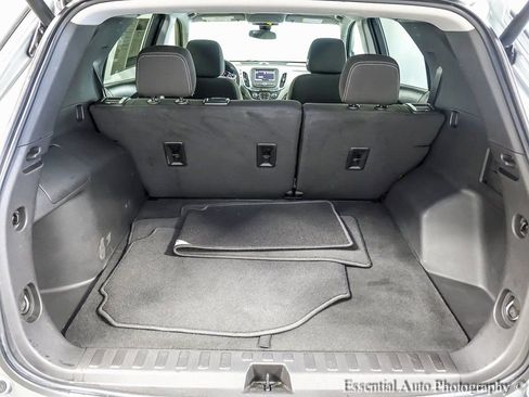 Used 2023 Chevrolet Equinox LT w/ Driver Convenience Package image 20