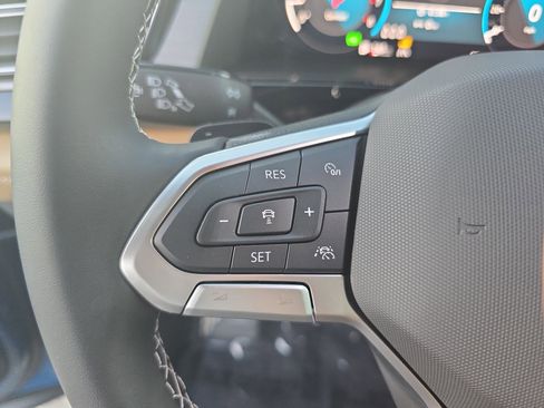 New 2025 Volkswagen Atlas Cross Sport SE image 16