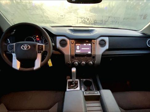 Used 2015 Toyota Tundra SR5 image 14