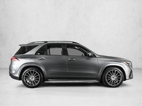 Used 2025 Mercedes-Benz GLE 450 4MATIC image 4