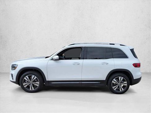 Certified 2026 Mercedes-Benz GLB 250 image 9