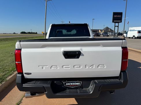 Used 2025 Toyota Tacoma SR RWD image 4