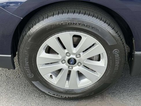 Used 2018 Subaru Outback 2.5i Premium AWD/4WD image 5
