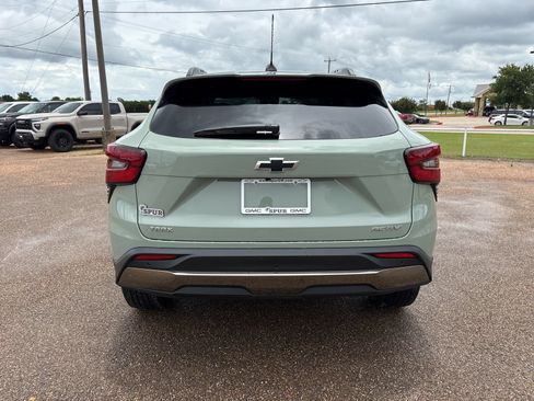 New 2026 Chevrolet Trax ACTIV w/ Driver Confidence Package FWD image 5